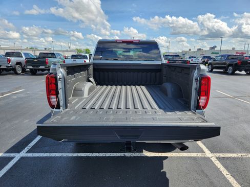 Used 2025 GMC Sierra 2500 SLE w/ SLE Convenience Package AWD/4WD image 10