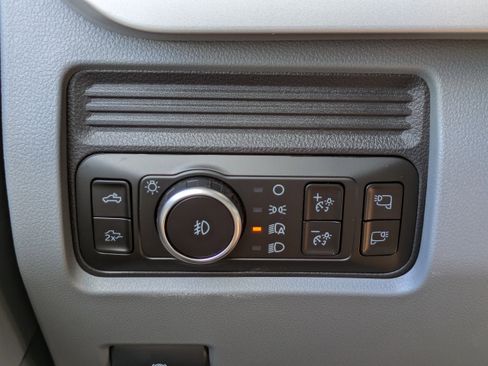 New 2025 Ford F250 XLT w/ Black Appearance Package image 25