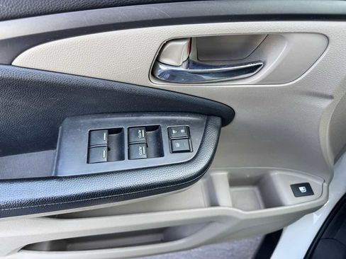 Used 2019 Honda Pilot LX image 38
