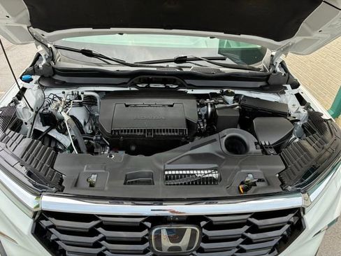 Used 2023 Honda Pilot Elite image 13