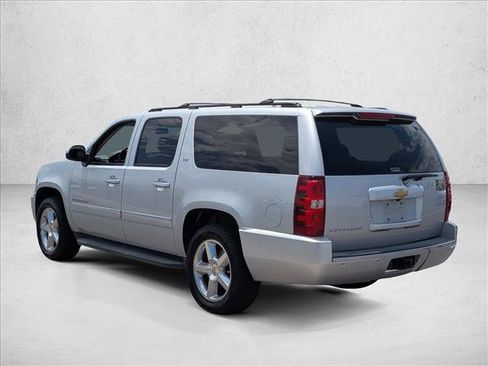 Used 2013 Chevrolet Suburban LTZ RWD image 7
