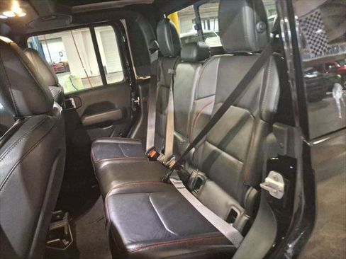 Certified 2023 Jeep Gladiator Rubicon w/ LED Lighting Group AWD/4WD image 8