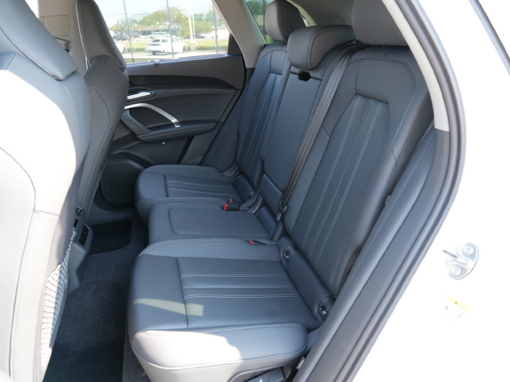 Used 2025 Audi Q5 Premium Plus AWD/4WD image 22
