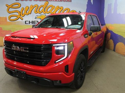 Used 2024 GMC Sierra 1500 Elevation AWD/4WD image 7