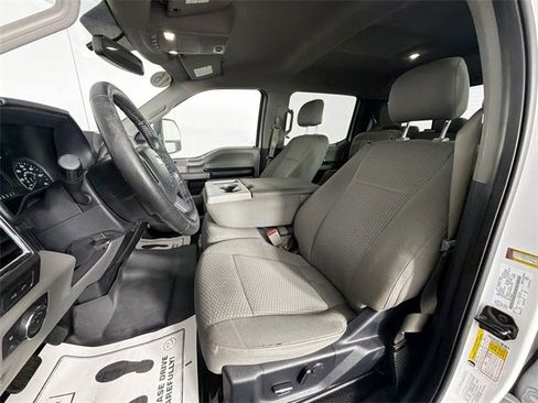 Used 2016 Ford F150 XLT w/ Equipment Group 302A Luxury image 21