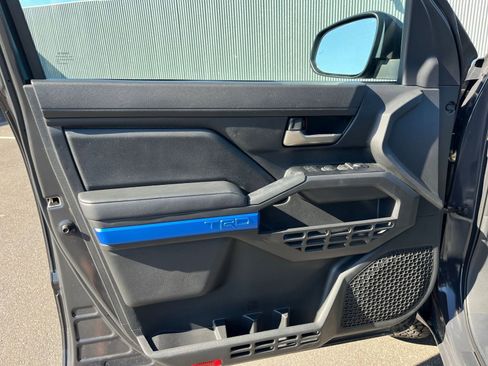 Used 2025 Toyota Tacoma TRD Off-Road image 20