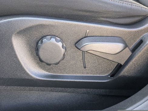 Used 2022 Ford Edge SE image 19