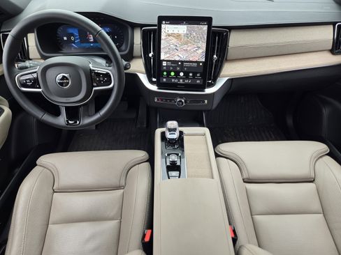 Used 2026 Volvo XC90 B6 Ultra w/ Protection Package Premier AWD/4WD image 30