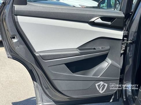 Used 2023 Volkswagen Taos S FWD image 18