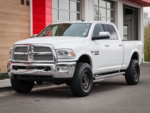 Used 2016 RAM 2500 Power Wagon Laramie AWD/4WD image 9
