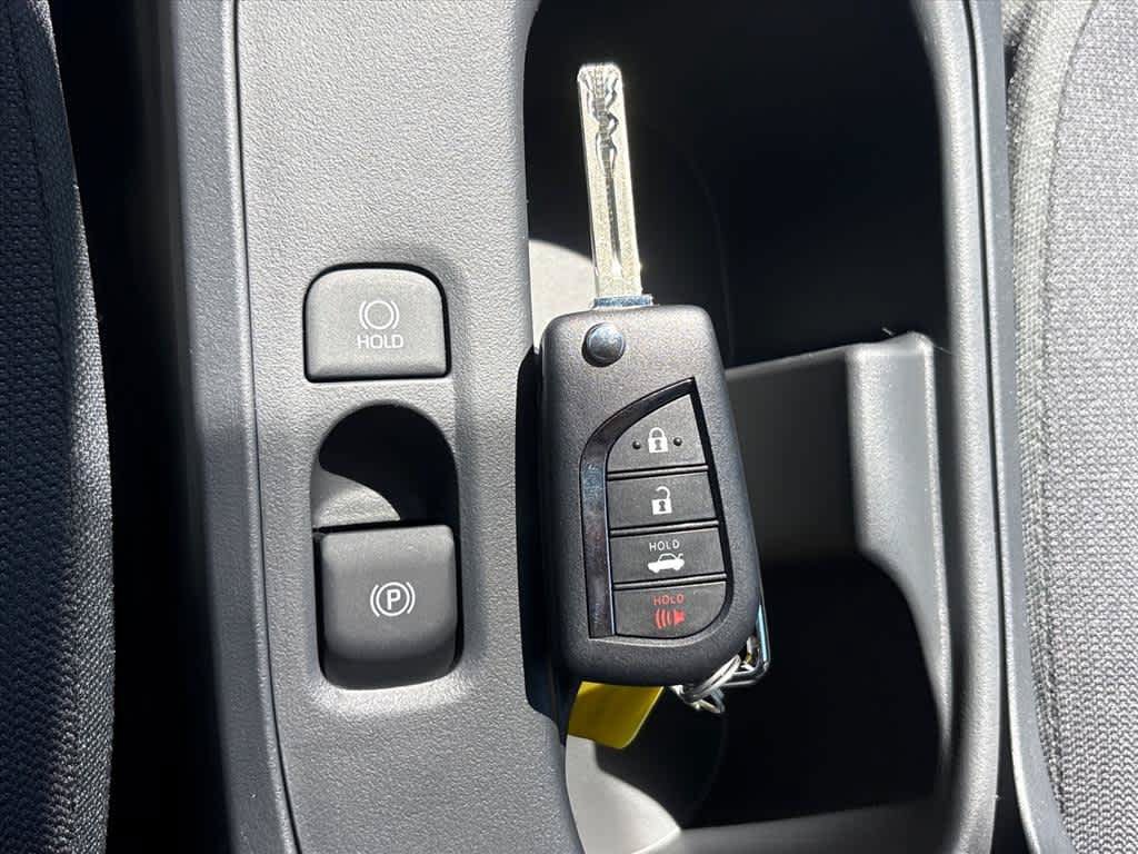 Used 2026 Toyota Corolla LE FWD image 19
