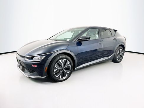 Used 2023 Kia EV6 Light image 3