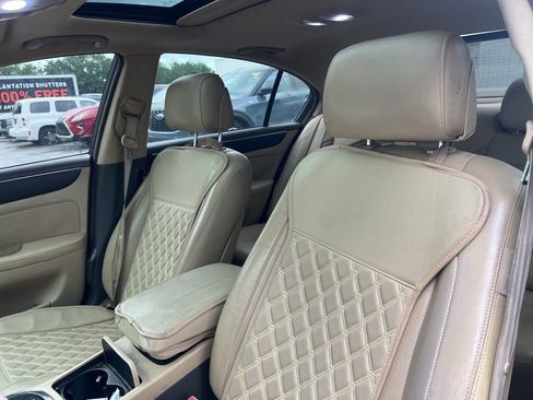 Used 2013 Hyundai Genesis 3.8 w/ Premium Pkg RWD image 10