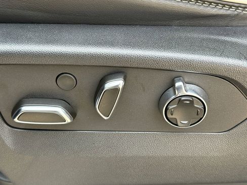 Used 2022 GMC Sierra 1500 Denali Ultimate image 22