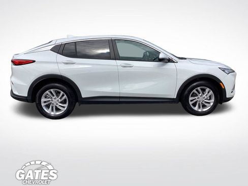 Used 2025 Buick Envista Preferred FWD image 10