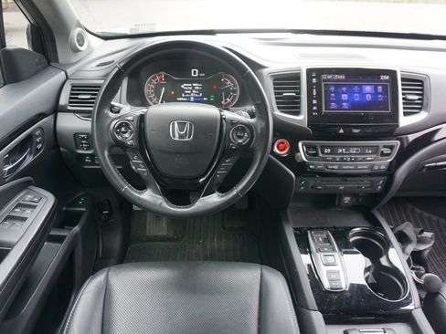 Used 2017 Honda Pilot Elite image 5