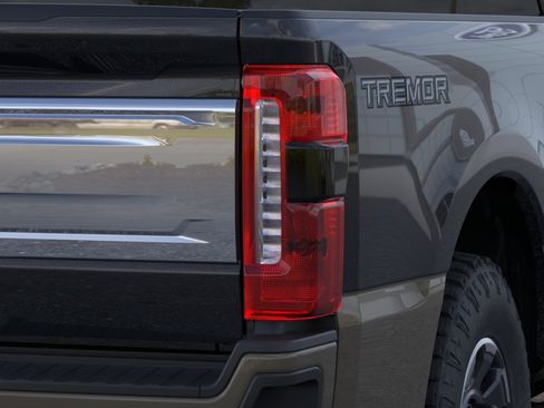 New 2026 Ford F350 King Ranch w/ Tremor Off-Road Package AWD/4WD image 21