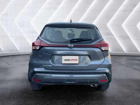 Used 2025 Nissan Kicks Play S image 5