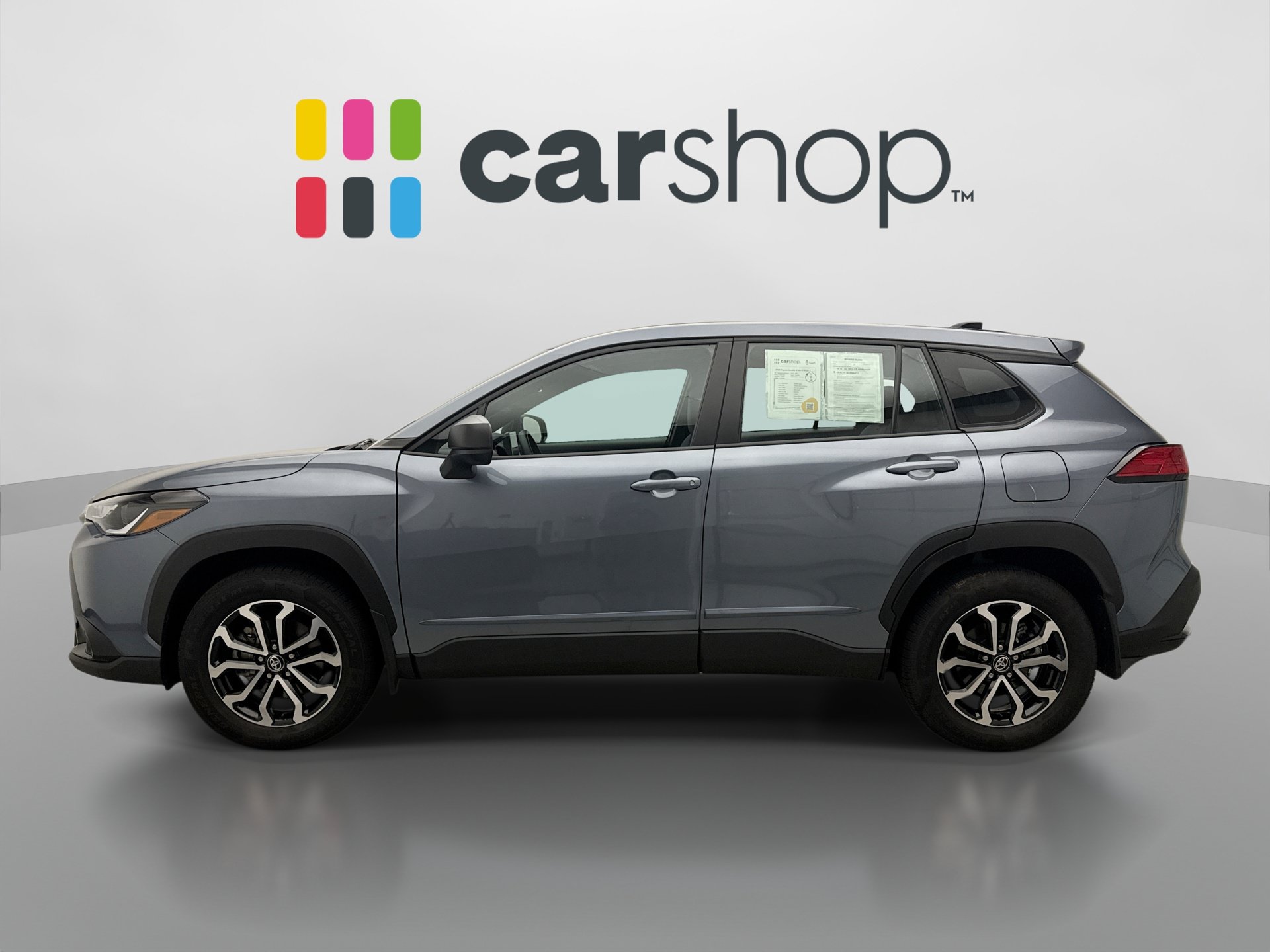 Used 2025 Toyota Corolla Cross AWD Hybrid image 2