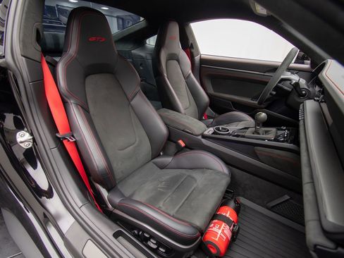 Used 2022 Porsche 911 GT3 RWD image 13
