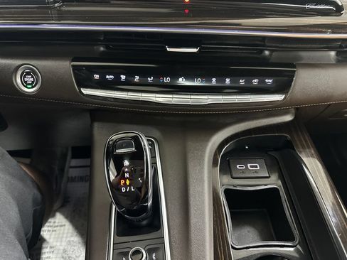 Certified 2023 Cadillac Escalade Sport AWD/4WD image 52