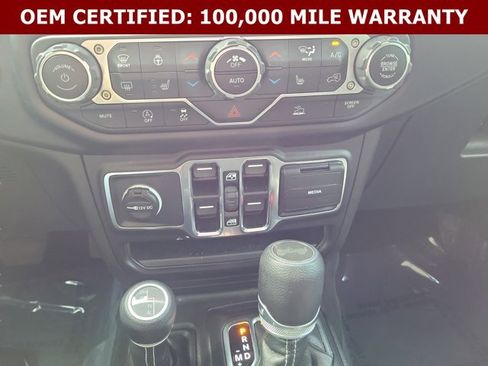 Used 2023 Jeep Wrangler Unlimited Sahara w/ Cold Weather Group AWD/4WD image 33