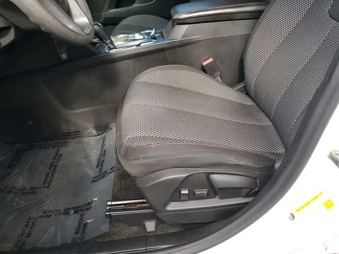Used 2017 GMC Terrain SLE FWD image 21