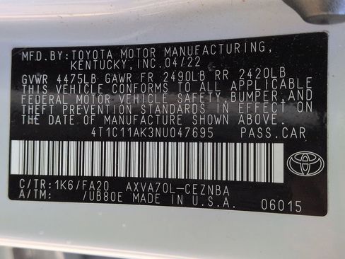 Used 2022 Toyota Camry LE image 28