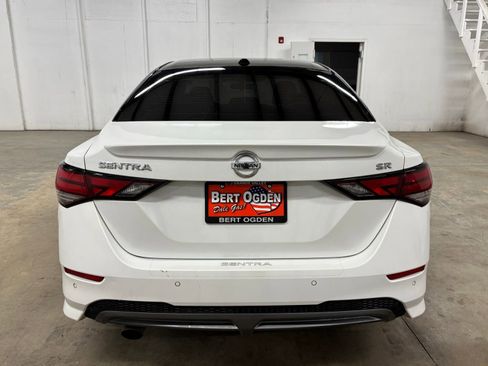 Used 2023 Nissan Sentra SR w/ SR Premium Package FWD image 6