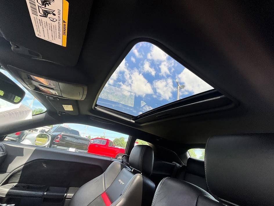 Used 2009 Dodge Challenger SRT8 w/ SRT Option Group II RWD image 28