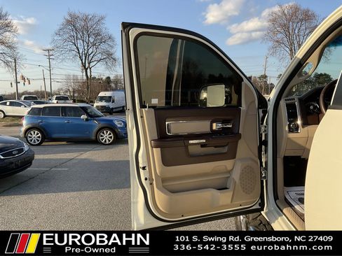 Used 2018 RAM 2500 Laramie w/ Off Road Package AWD/4WD image 9