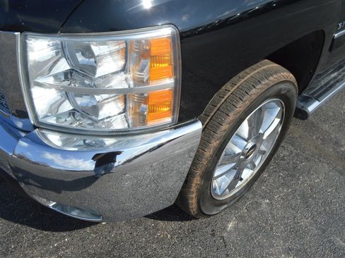 Used 2012 Chevrolet Silverado 1500 LT AWD/4WD image 3