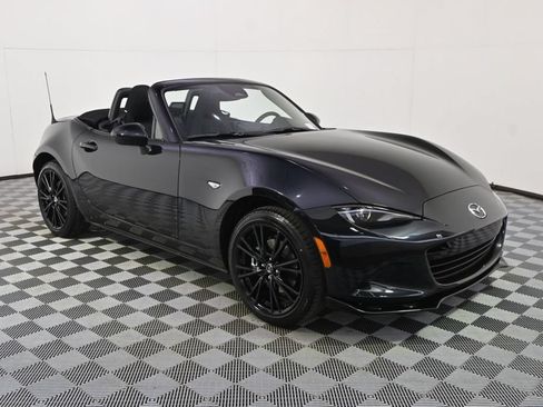New 2026 MAZDA MX-5 Miata Club w/ Weather Package RWD image 14