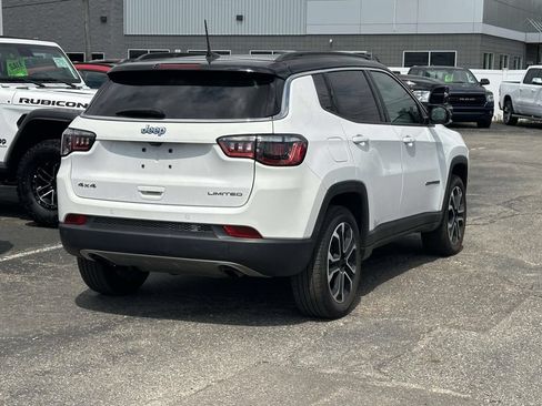 Used 2023 Jeep Compass Limited w/ Sun and Sound Group AWD/4WD image 4