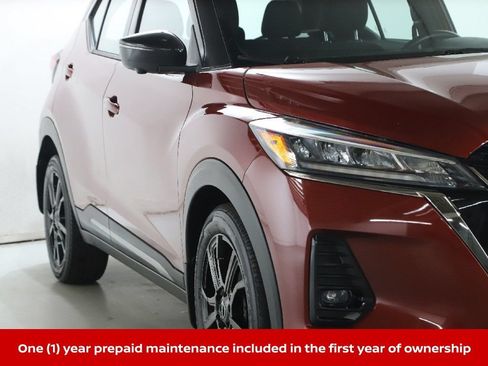 Certified 2023 Nissan Kicks SR FWD image 11