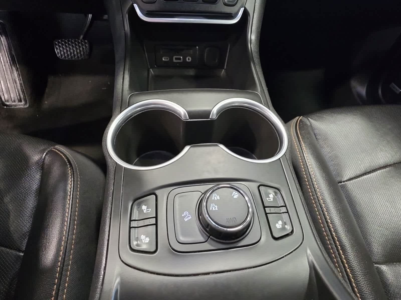 Used 2019 GMC Terrain SLT w/ Preferred Package AWD/4WD image 26