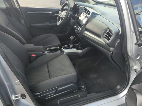 Used 2019 Honda Fit EX image 18