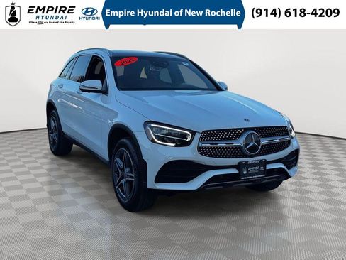 Used 2022 Mercedes-Benz GLC 300 4MATIC image 1