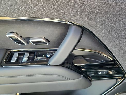 Used 2025 Land Rover Range Rover Sport Autobiography AWD/4WD image 19