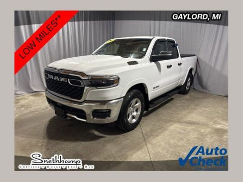 Used 2025 RAM 1500 Big Horn AWD/4WD image 1