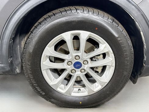 Used 2021 Ford Escape SE w/ Cold Weather Package image 32