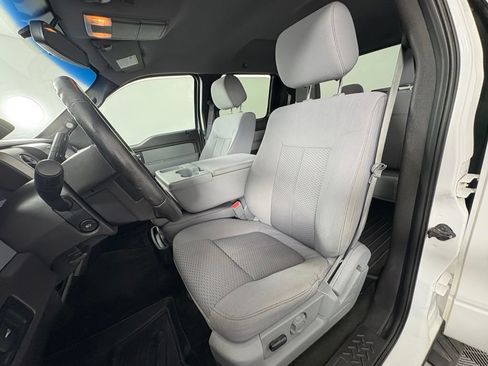 Used 2013 Ford F150 XLT w/ XLT Chrome Pkg AWD/4WD image 16