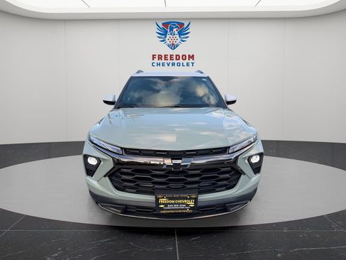 Used 2025 Chevrolet TrailBlazer ACTIV AWD/4WD image 9