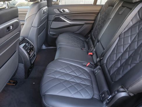 New 2026 BMW X7 xDrive40i w/ M Sport Package image 15