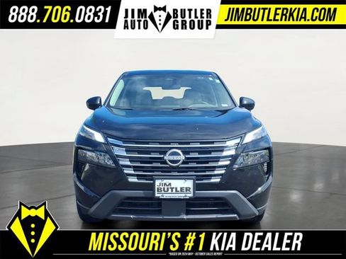 Used 2025 Nissan Rogue SV FWD image 25