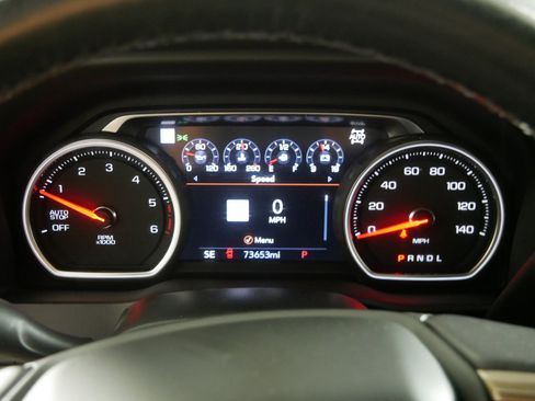 Used 2022 Chevrolet Silverado 1500 High Country w/ Technology Package image 21