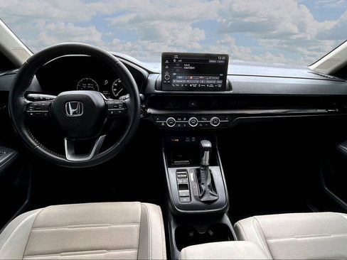 Used 2025 Honda CR-V EX-L image 7