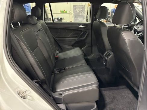 Certified 2023 Volkswagen Tiguan SE R-Line image 24