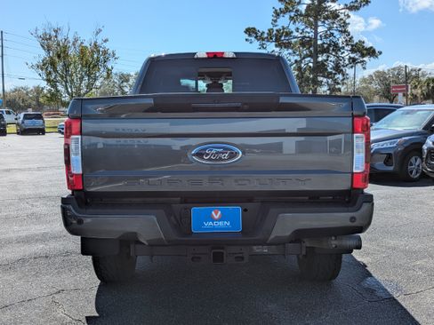 Used 2019 Ford F250 Lariat w/ Lariat Ultimate Package image 25
