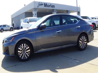 Used 2025 Nissan Altima 2.5 SV